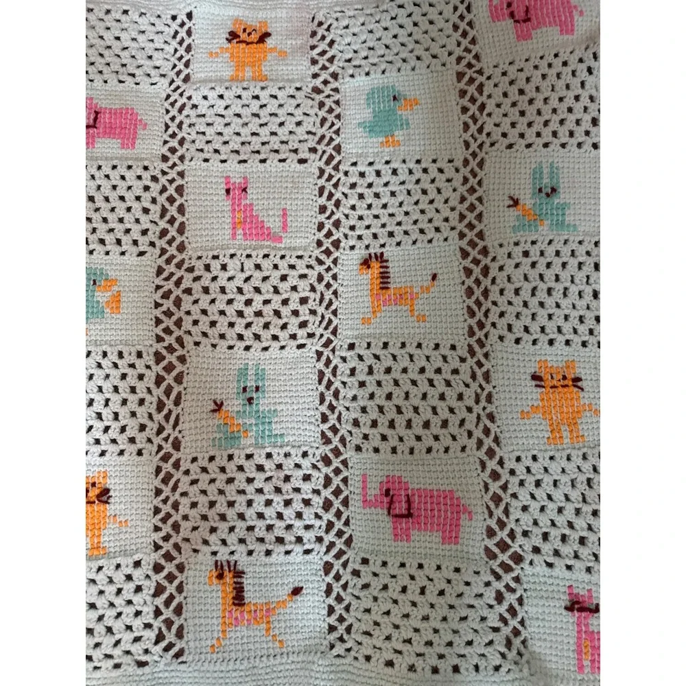 Vintage Handmade Crochet Baby Blanket Animal Cross Stitch Mint Green 34x31